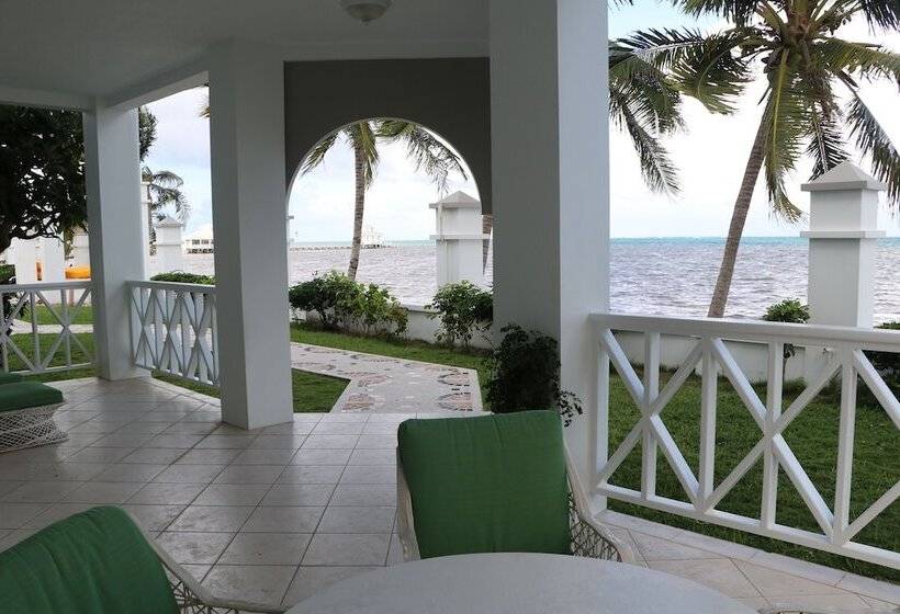 Grand Colony Island Villas