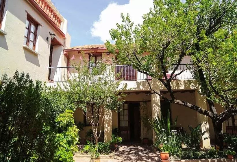 مسافرخانه Boutique La Posada