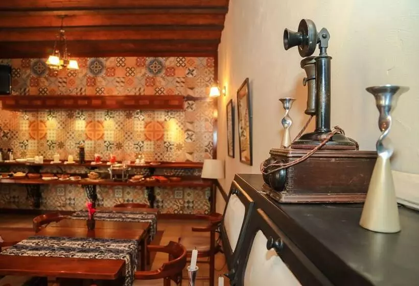 مسافرخانه Boutique La Posada