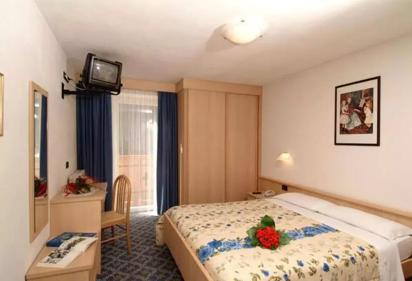 호텔 Albergo Fiordaliso