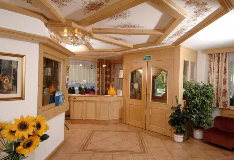 호텔 Albergo Fiordaliso