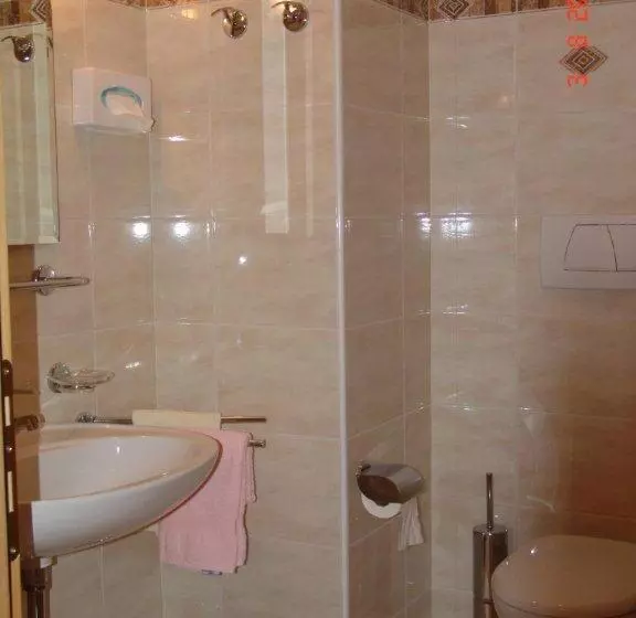 호텔 Albergo Fiordaliso