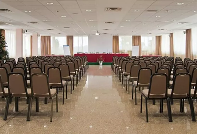 Barion Hotel & Congressi