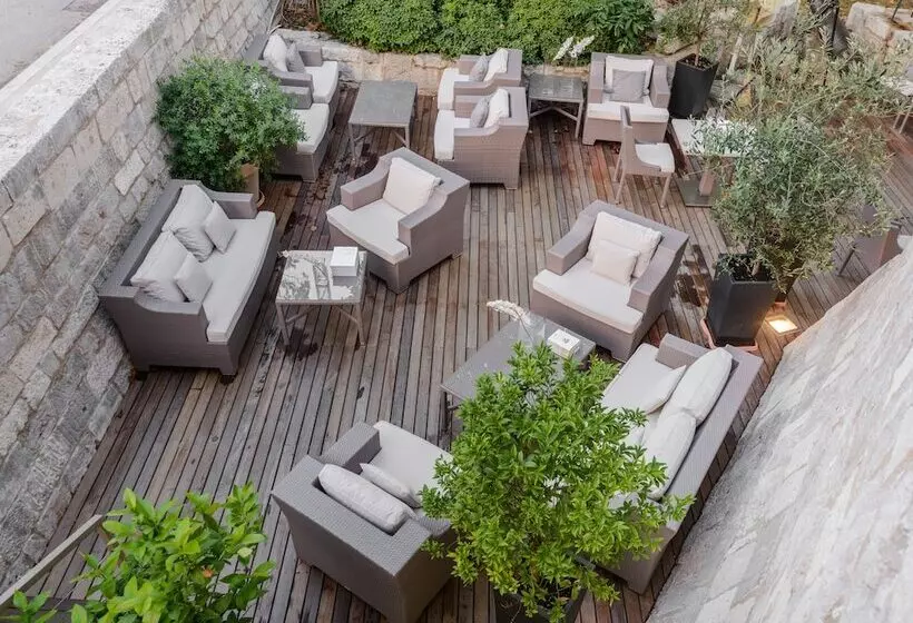 Bastion Heritage Hotel Relais & Châteaux