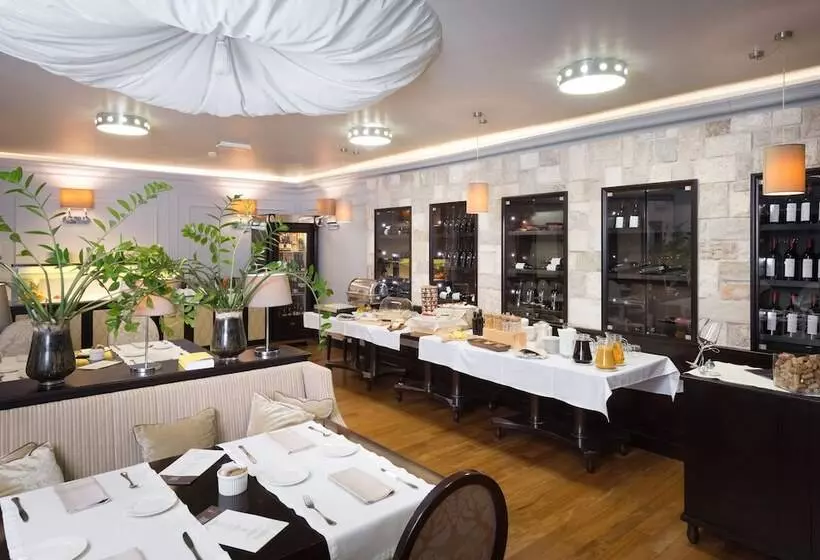 Bastion Heritage Hotel Relais & Châteaux