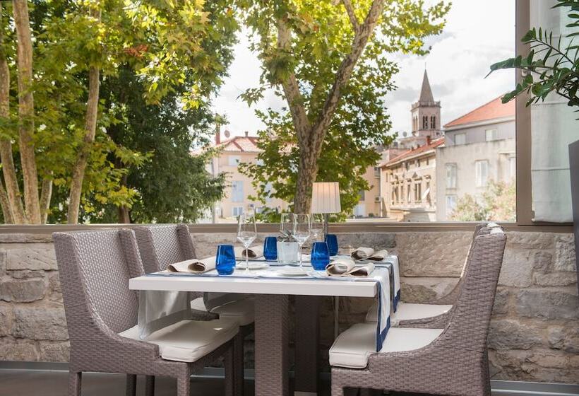 Bastion Heritage Hotel   Relais & Châteaux