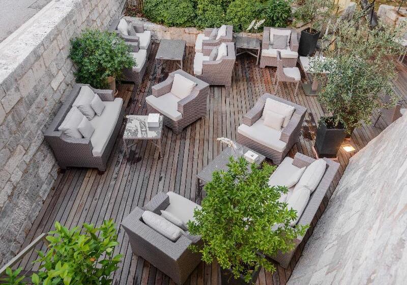 Bastion Heritage Hotel   Relais & Châteaux