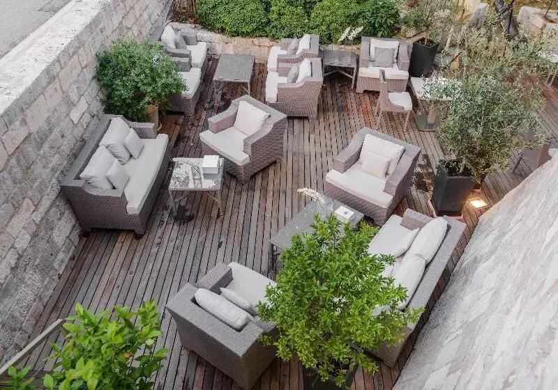 Bastion Heritage Hotel Relais & Châteaux