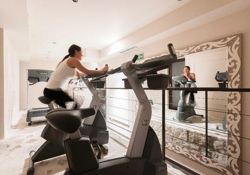 Bastion Heritage Hotel   Relais & Châteaux