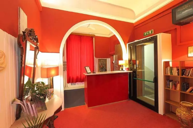 هتل Benvenuti Florence