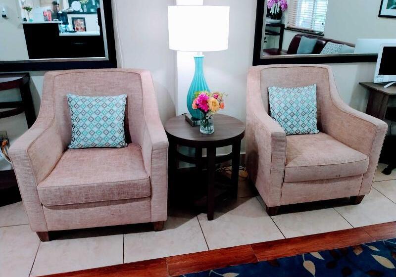 فندق Candlewood Suites Houston Medical Center, An Ihg