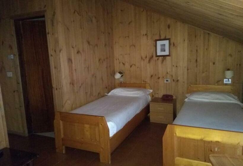 בית מלון כפרי Derby