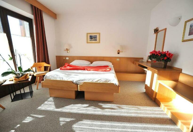 בית מלון כפרי Derby