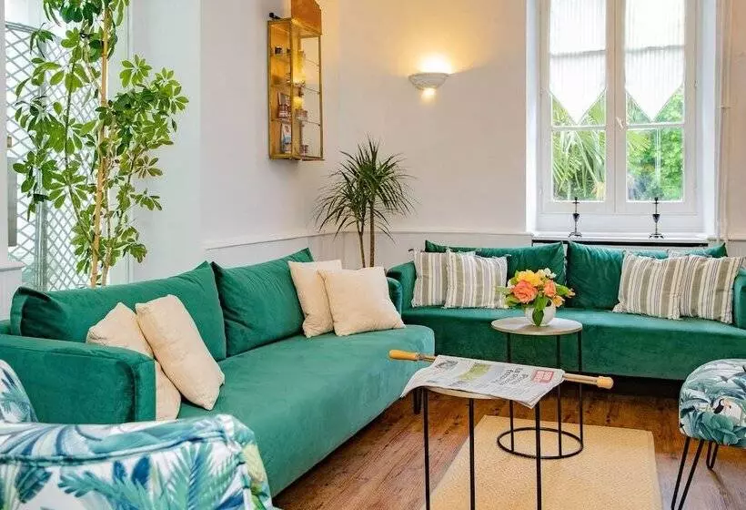 Отель Hostellerie Du Parc