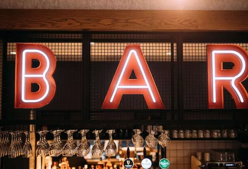 酒店 Ibis Belfast City Centre