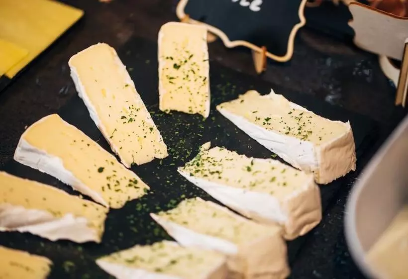 酒店 Ibis Belfast City Centre