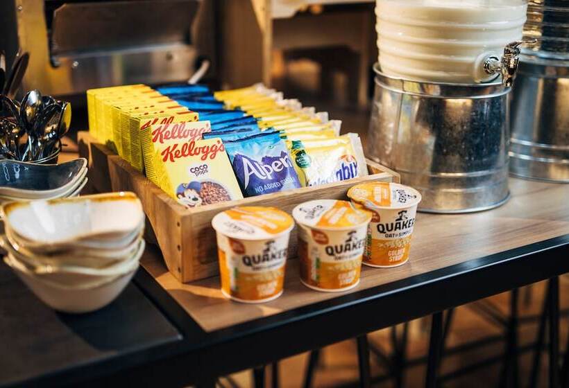 فندق Ibis Belfast City Centre