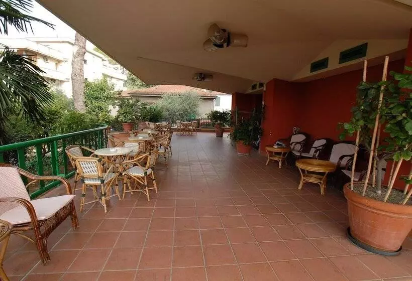 Отель La Querceta