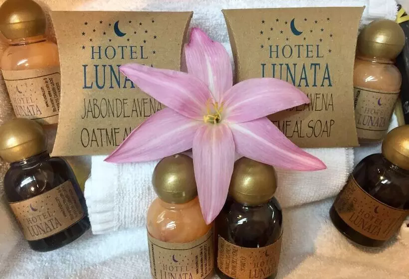 בית מלון כפרי Lunata 5th. Avenue