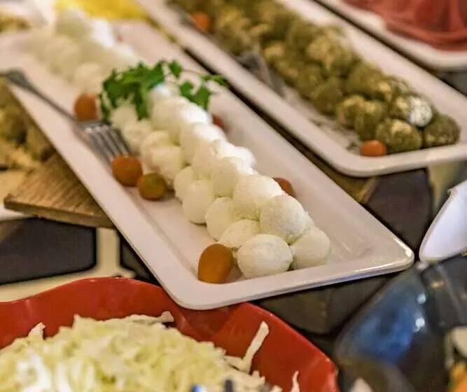 Marina Plaza Hotel Tala Bay