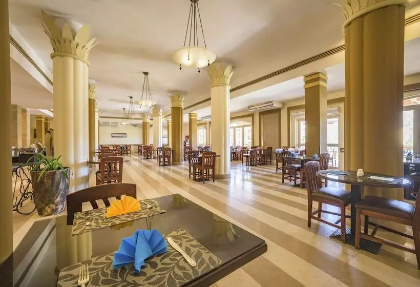 Marina Plaza Hotel Tala Bay