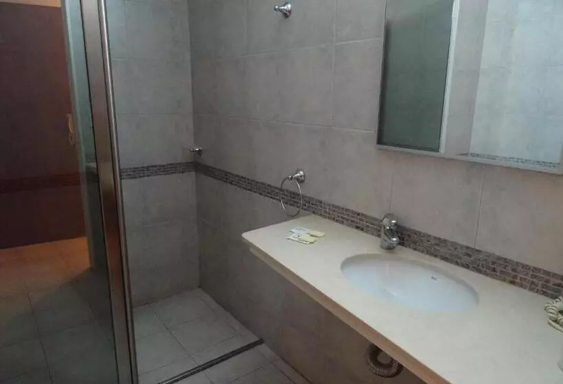 בית מלון כפרי Necof