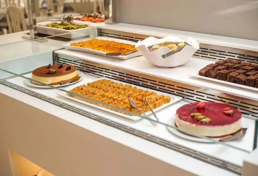 Hotelli Niriides Beach