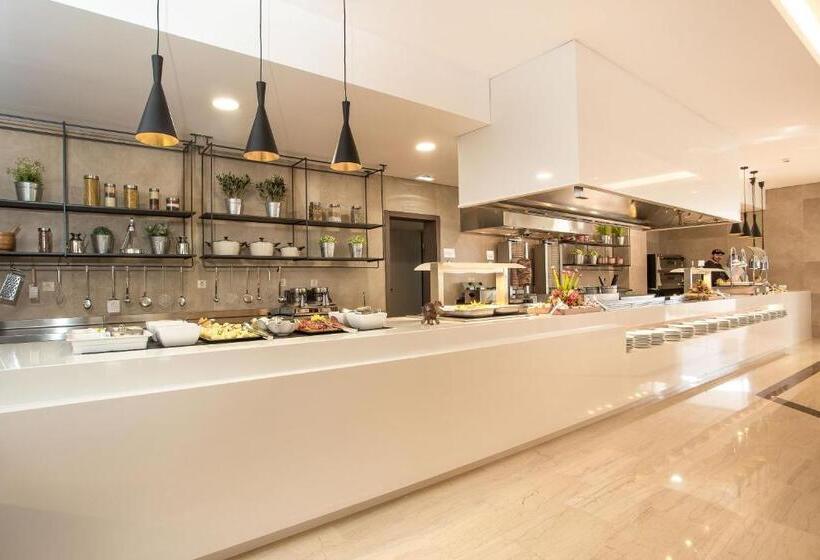 Отель Niriides Beach