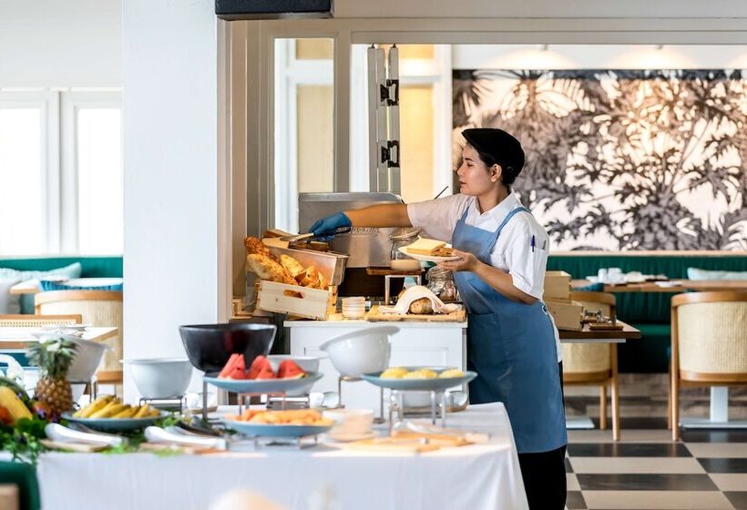 호텔 Outrigger Koh Samui Beach Resort Sha Extra Plus