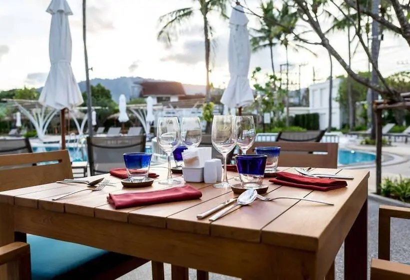 ホテル Outrigger Koh Samui Beach Resort