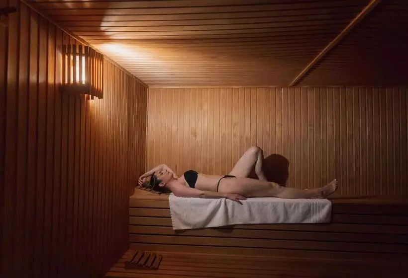 호텔 Rayentray Grand