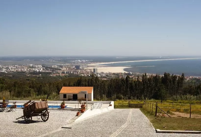 فندق ريفى Casa Pinha