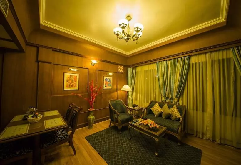 בית מלון כפרי The Renai Cochin