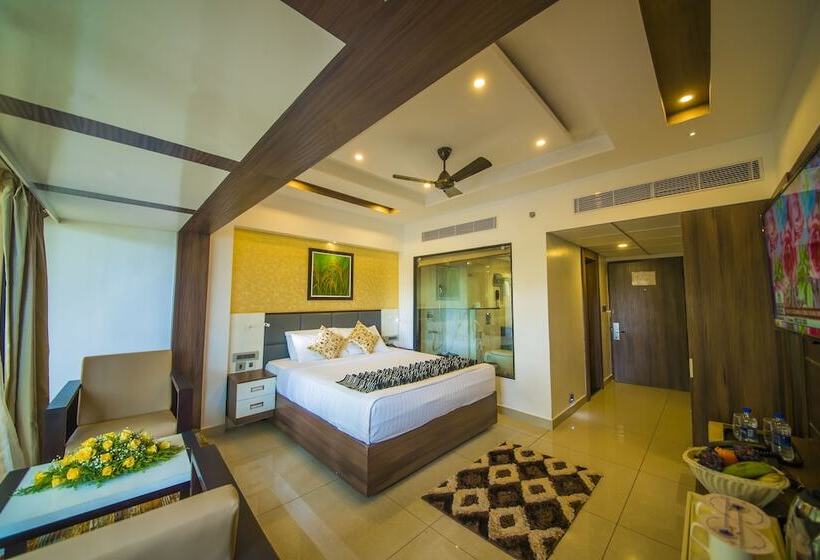 Hotel The Renai Cochin