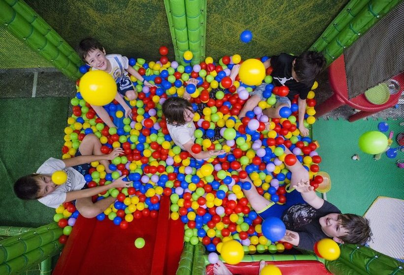 בית מלון כפרי Touring