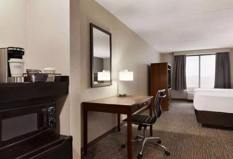 ホテル Wingate By Wyndham Bridgeport Clarksburg