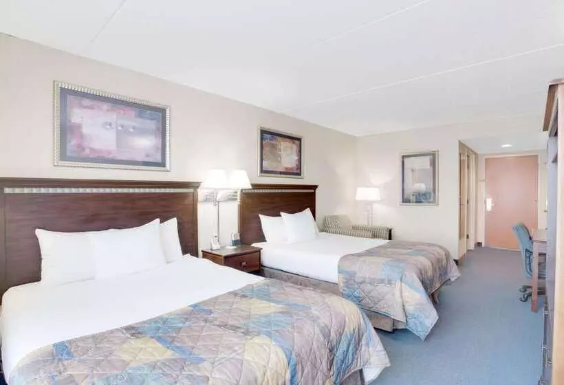 ホテル Wingate By Wyndham Bridgeport Clarksburg