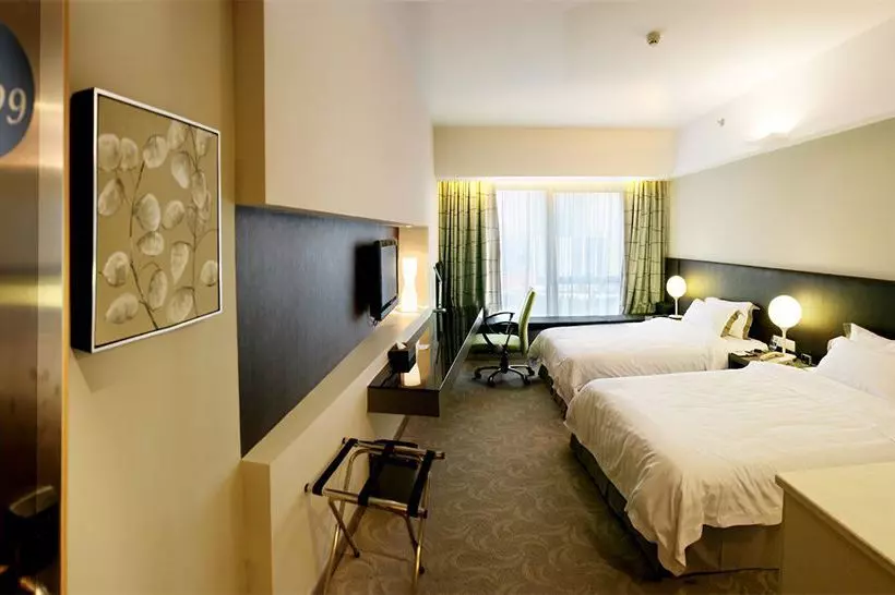 هتل Yiwu Commatel