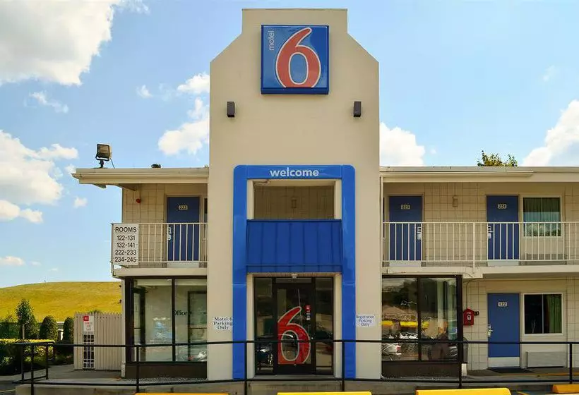 Motel 6 Boston South Braintree