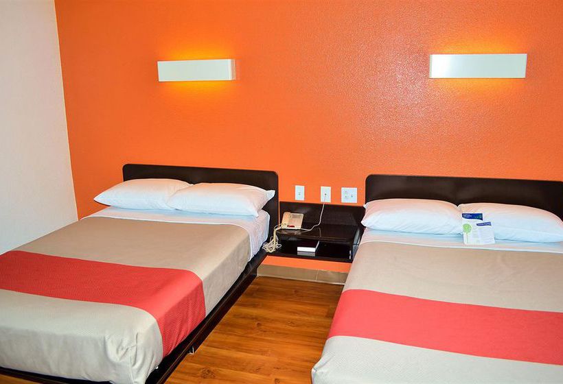 Motel 6 Boston South Braintree