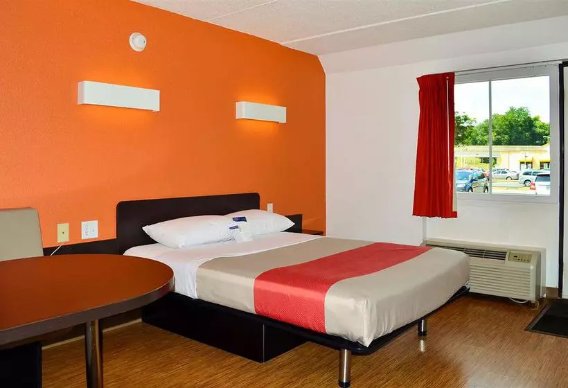 Motel 6 Boston South Braintree