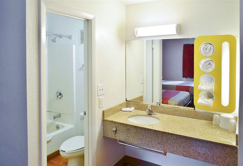 Motel 6 Boston South Braintree