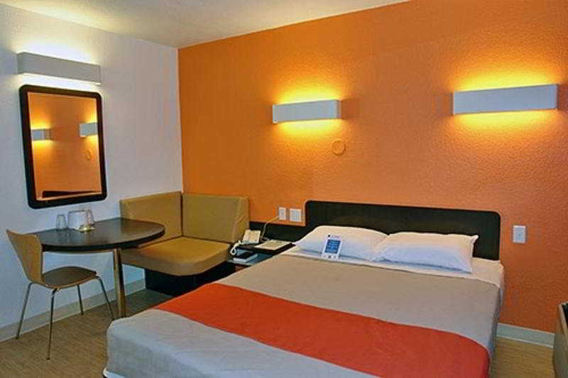 Motel 6 Boston South Braintree