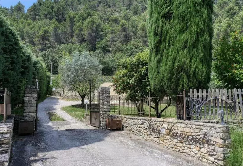 Aamiaismajoitus (B&B) Côté Lavande