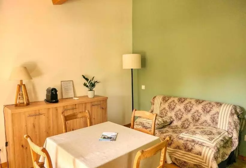 Aamiaismajoitus (B&B) Côté Lavande