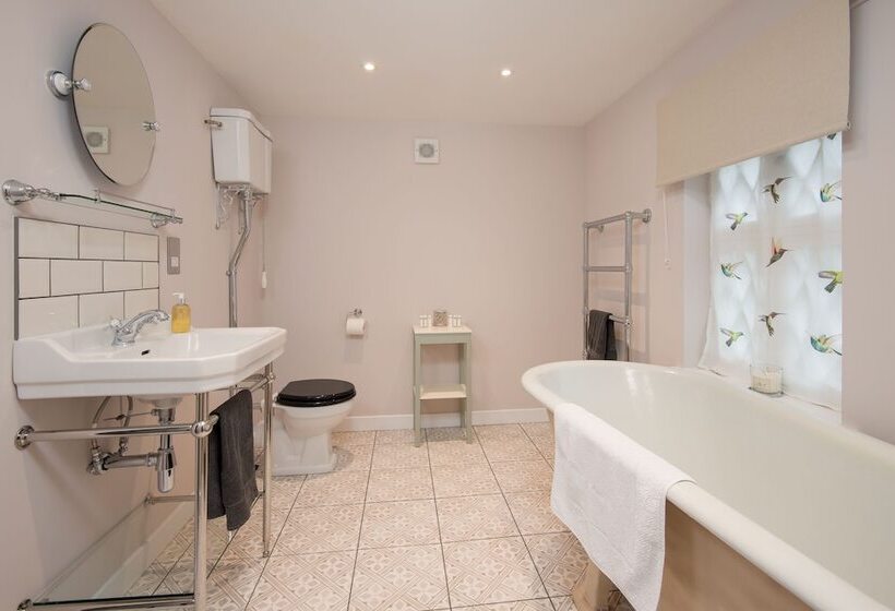 East Gatehouse Lodge