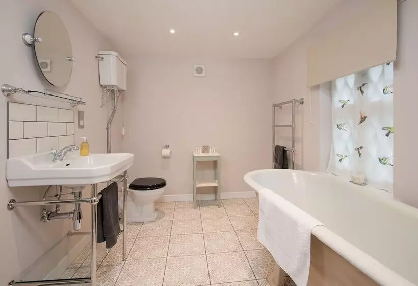 East Gatehouse Lodge