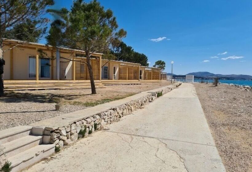 בית מלון כפרי Amadria Park Deluxe Mobile Homes