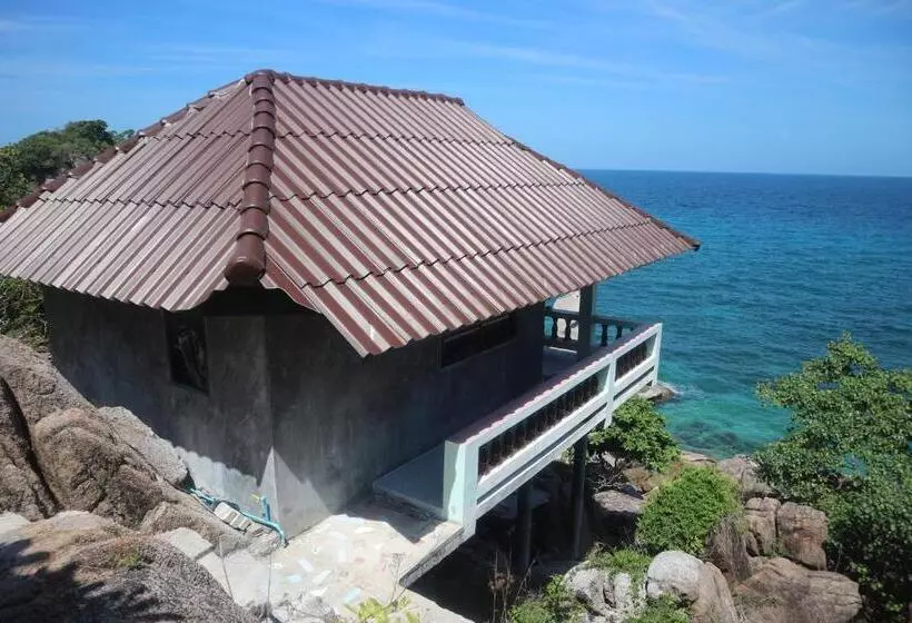Majatalo Char Bungalows
