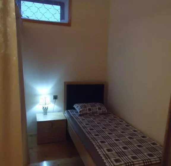 پانسیون Guesthouse Khazar In Old City